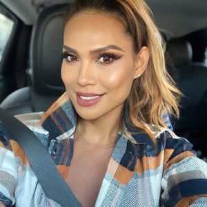 Meet your Posher, Beauty